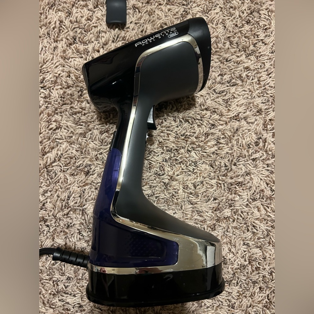 Rowenta handheld clothes steamer